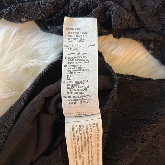 Abercrombie & Fitch Lace Blouse - Picture 9 of 12